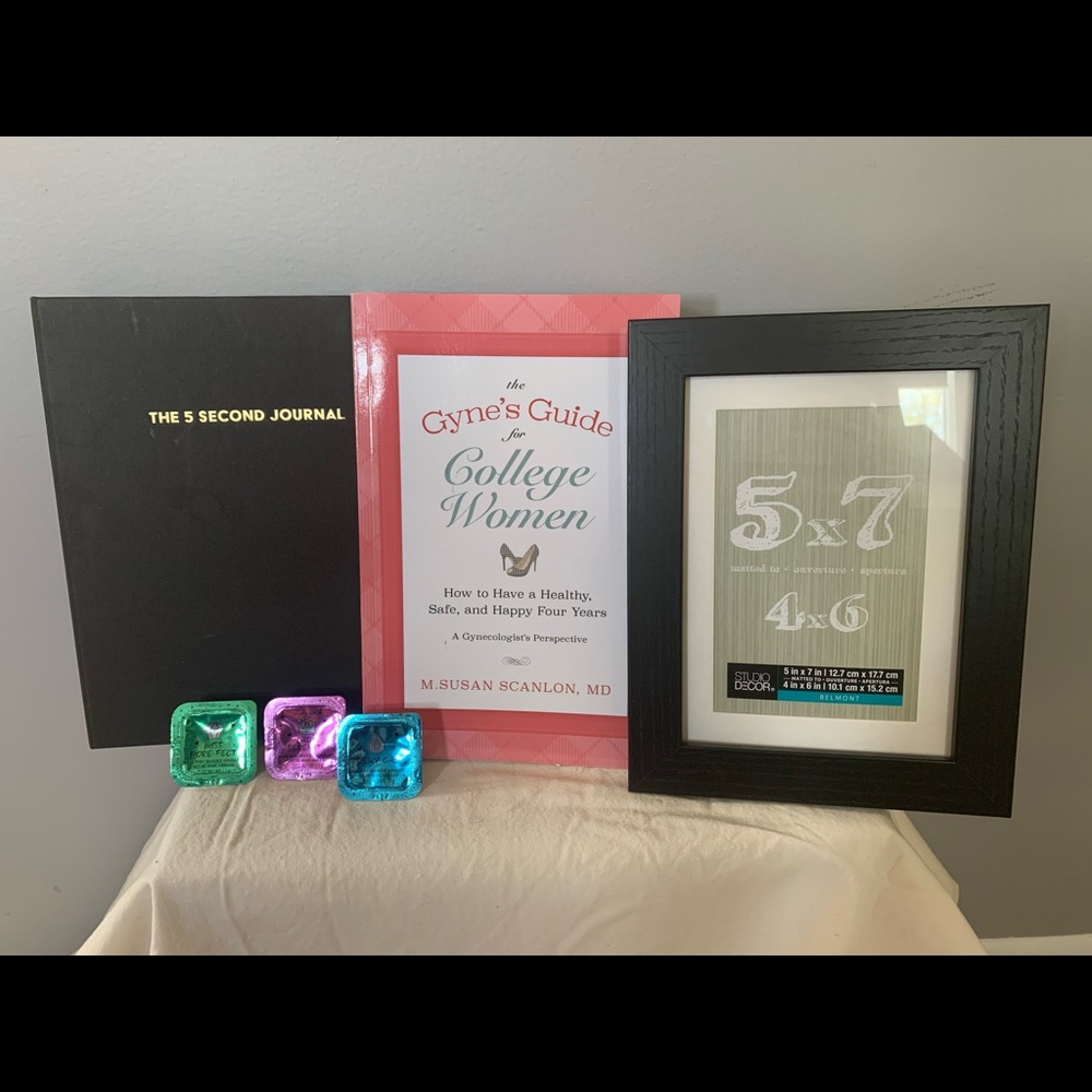🎓GIFT BUNDLE For College Women🎓